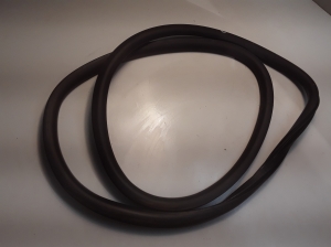 VOLVO V40 (2012–2019) Front door rubber seal 31385841 - 2