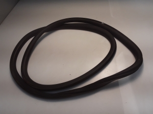 VOLVO V40 (2012–2019) Front door rubber seal 31385841 - 3