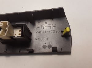 TOYOTA Prius W20 (2003–2011) Priekšējo durvju stikla slēdzis 7423147090 - 5
