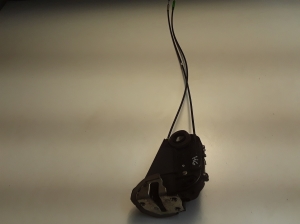 Rear side door lock - 6931847010