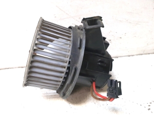 Mercedes Benz GLK-Class 204 (2008–2015) Salongi puhuri mootor 9409117 - 6