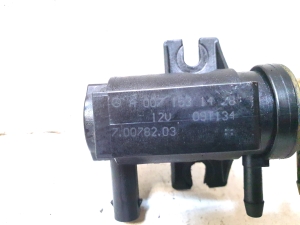 Mercedes Benz GLK-Class 204 (2008–2015) Magnetventil A0071531428 - 2