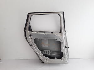  Rear side doors 