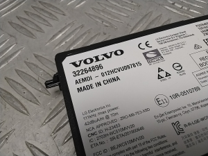 Polestar 2 II (2021–2026) Telefonilaadija 32264896 - 2