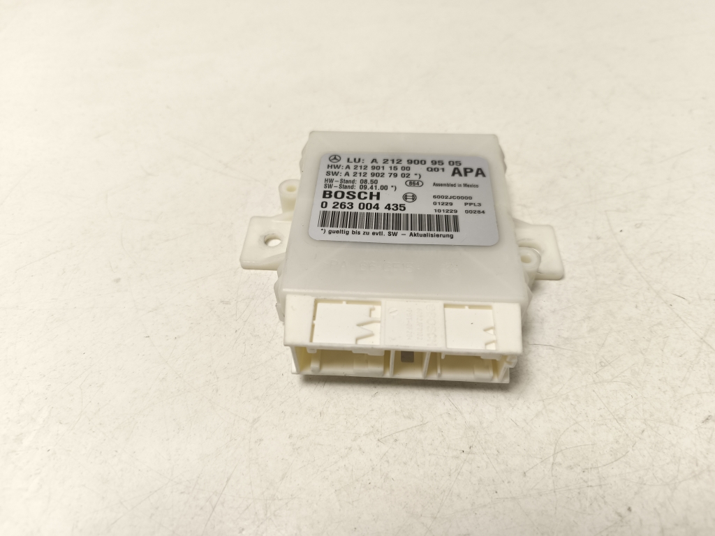 Mercedes Benz E-Class W212 (2009–2015) Parking system control unit A2129009505 Mercedes Benz E-Class W212 (2009–2015) Parking system control unit A2129009505