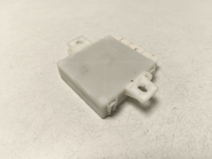 Mercedes Benz E-Class W212 (2009–2015) Parking system control unit A2129009505 - 6