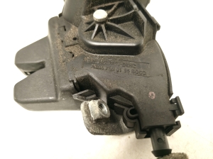 Mercedes Benz E-Class W212 (2009–2015) Trunk lid lock A2047500185 - 4