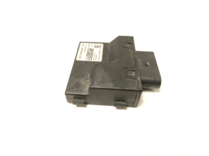AUDI A4 B9 (2015–2026) Fuel pump control module 8W0906093C - 3