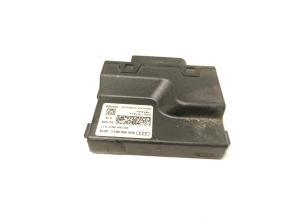 AUDI A4 B9 (2015–2026) Fuel pump control module 8W0906093C - 5