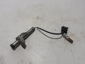 VOLVO S90 (2016–2026) Hood impact sensor 31688051 - 2