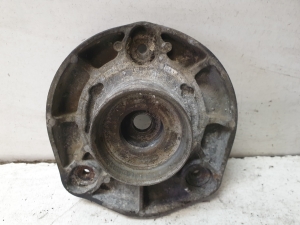 Mercedes Benz GLK-Class 204 (2008–2015) Front strut mount with bearing A2043230120 - 2