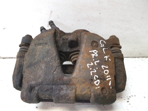 Front brake caliper