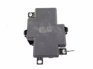  Kaitsmekarbi korpus kapoti all  - J9D314A076DA 