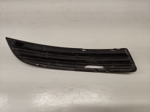 Volkswagen Passat B6 (2005–2010) Front bumper lower grille 3C0853665 - 2