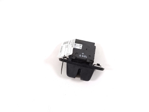 Jaguar l-Pace (2018–2026) Trunk lid lock CPLAA442A66AE - 3