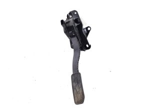 Gaspedal - J9D39F836AC