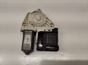 Front door window regulator motor - 1K0959793L