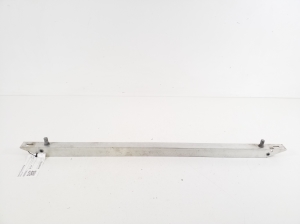 Sonstiger Halter - J9D38B359AC