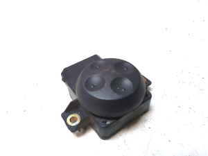 Front seat adjustment switch (on seat) - 8E0959777