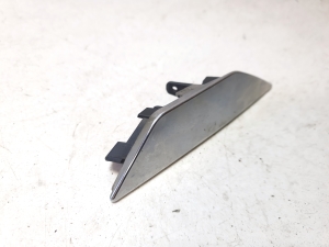 Skoda Superb (2008–2015) Front bumper headlight washer cap 3T0955109B - 4
