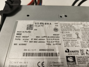 Volkswagen Golf VIII (2019–2026) Radio (head unit) 572035816A - 5