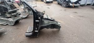 VOLVO C 40 I (2022–2026) Front outrigger 32405117 - 3