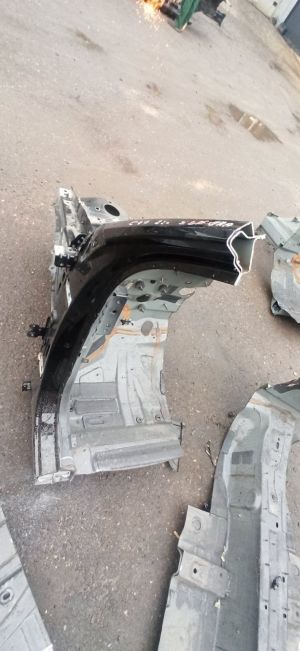 VOLVO C 40 I (2022–2026) Front outrigger 32405116 - 2