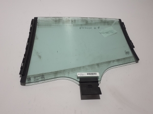 Porsche Panamera 971 (2016–2026) Rear side door glass 971845318 - 3