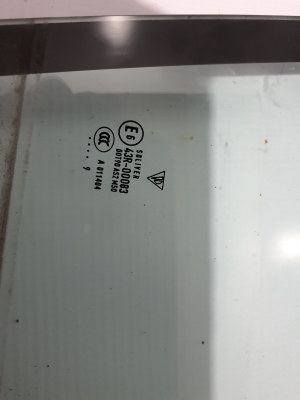 Porsche Panamera 971 (2016–2026) Rear side door glass 971845318 - 2