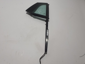   Rear door quarter glass  - 971845352 