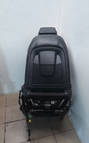 AUDI A6 C7 (2011–2018) Vordersitz und seine Teile ZM010157 - 7