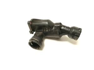   Boîtier de thermostat  - 04L121111H 