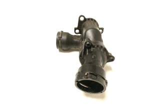 AUDI A4 B9 (2015–2026) Termostaadi korpus 04L121111H - 4