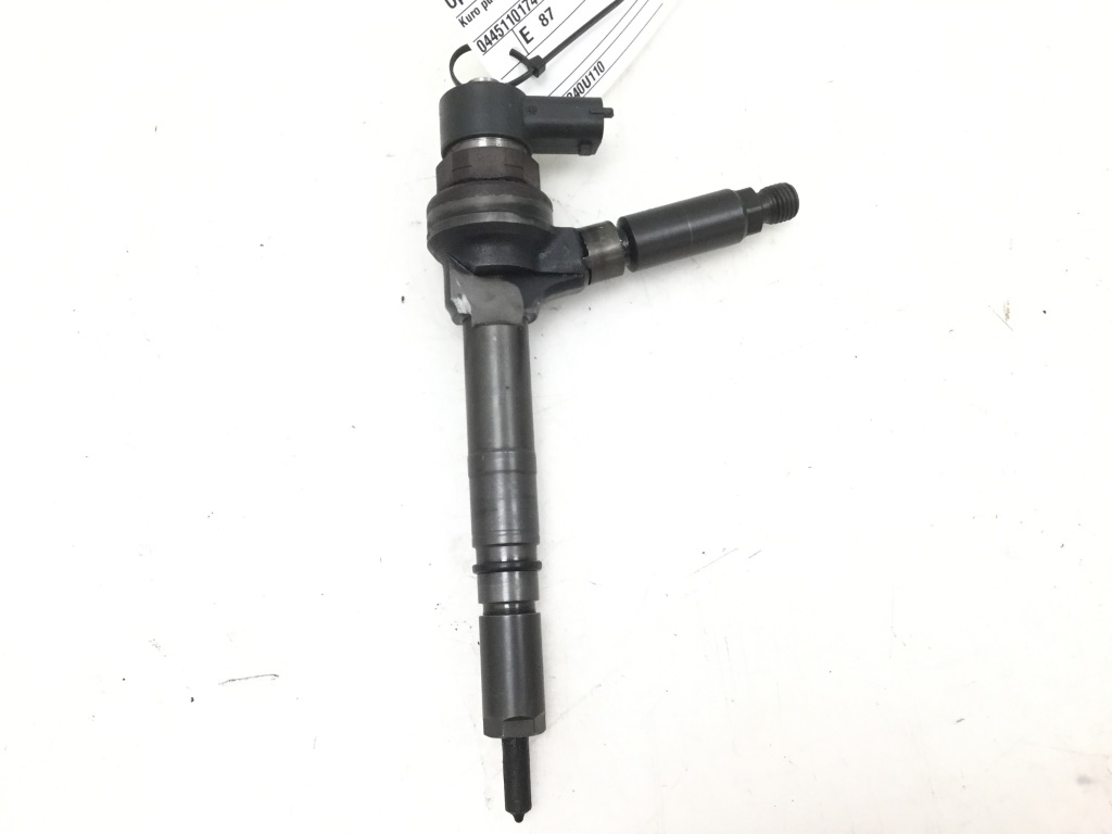 Used Opel Astra Fuel injector 0445110174