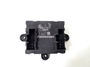   Steuergerät für hintere Seitentür  - J8A214D620CC 