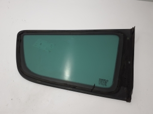 RENAULT Scenic (2009–2015) Aizmugurējā spārna sānu stikls 833071318R - 2