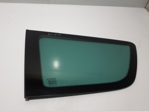 Vitre de custode arrière - 833071318R