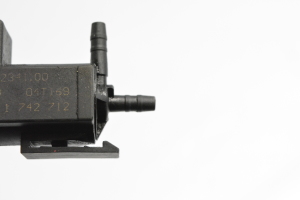 BMW 3 SERIES E90 (2004–2013) Solenoid 72234100 - 2