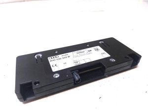 AUDI A4 B6 (2000–2005) Antenna amplifier 8H0035225D - 2