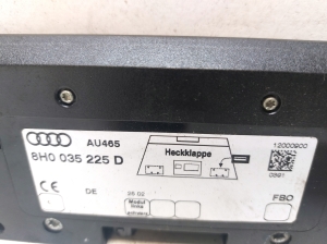AUDI A4 B6 (2000–2005) Antenna amplifier 8H0035225D - 3
