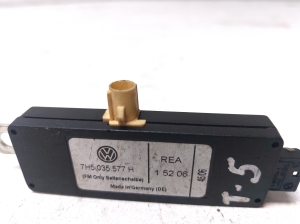 Volkswagen Transporter T5 (2003–2015) Antenna amplifier 7H5035577H - 5