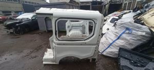   Rear fender and its parts  - 774212478R 