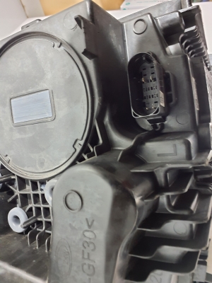 Mercedes Benz GLC-Class 254 (2022–2026) Esituli A2549061900 - 3