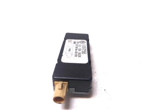 Volkswagen Touareg I (2002–2010) Antenas pastiprinātājs 7L6035552 - 2