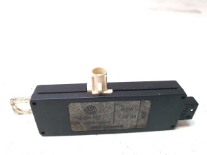 Volkswagen Transporter T5 (2003–2015) Antenna amplifier 7H5035577J - 2