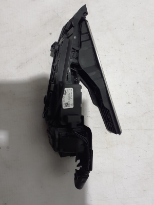 Porsche Panamera 971 (2016–2026) Accelerator pedal 971723507A - 4