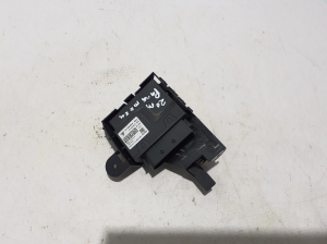   Steuergerät für Kraftstoffpumpe  - 971906093B 