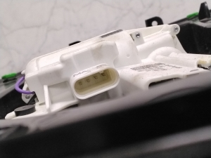AUDI e-tron SUV (2018–2026) Rear side door soft-close actuator 4N0837059 - 3