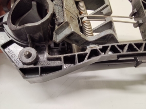 Volkswagen Passat B6 (2005–2010) Türaußengriff hinten 3C0837885 - 2