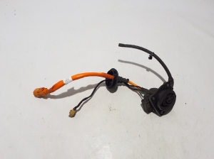   Battery charging port  - 7P5915651 